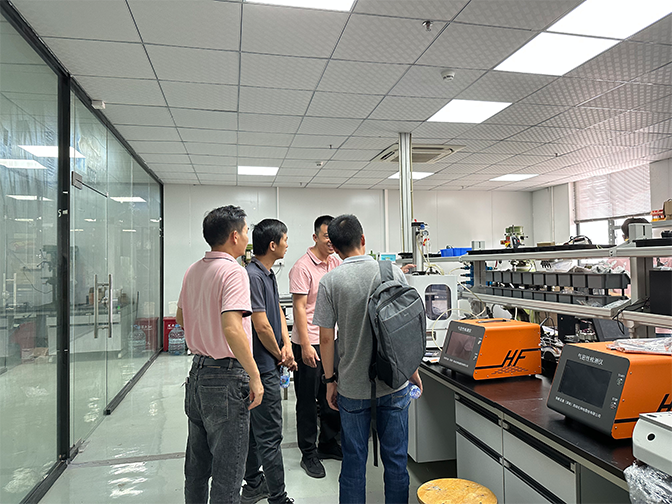 医疗行业客户莅临华府兄弟