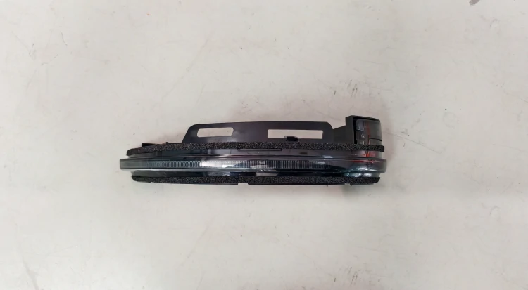 汽车后视镜转向灯