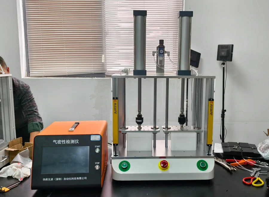 继电器用多功能气密性检测仪与配套工装