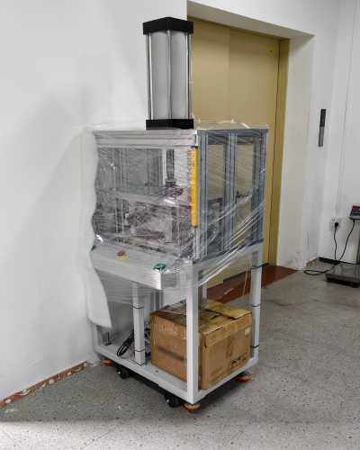 准备发货的模具压铸件仪器工装一体式气密性检测仪