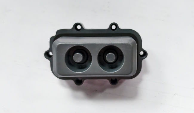 扫地机出水控制件